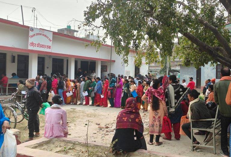 पर्सामा राष्ट्रिय परिचयपत्र सेवामा भीड व्यवस्थापनका लागि नयाँ व्यवस्था, शनिवार पनि सेवा खुला