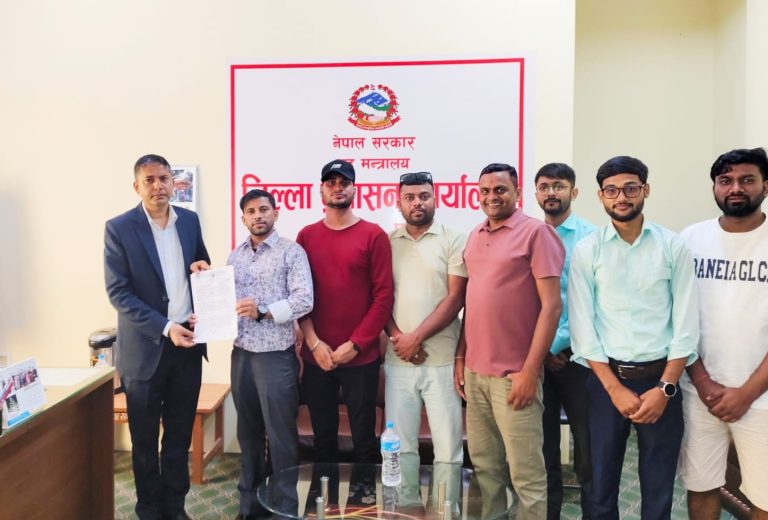 हरिखेतानकाे पठनपाठन सुचारू गर्न माग गर्दै अनेरास्ववियूले बुझायाे सडिओलाई ज्ञापन