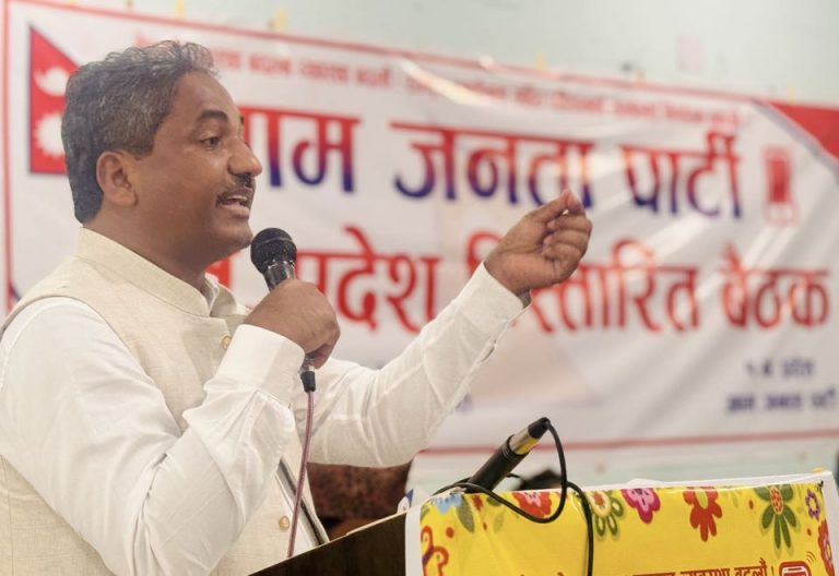 एमाले चुनावदेखि डरायो, देशलाई संकटतर्फ धकेल्दैछ : प्रभु साह