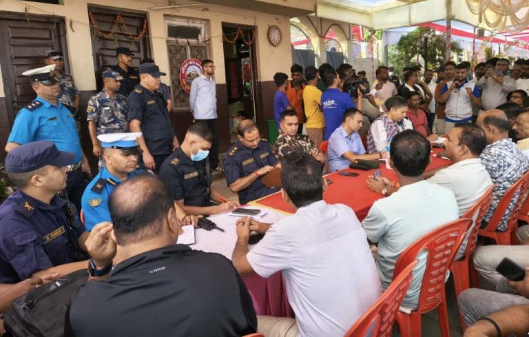 घडिअर्वा पोखरीमा छठ पर्वका लागि कडा सुरक्षा व्यवस्था, एक लाख ५० हजार श्रद्धालु आउने अनुमान