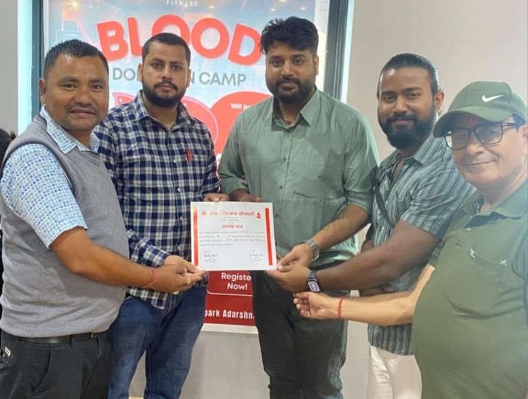 ट्रिगर आउट फिटनेस जिमद्वारा रक्तदान कार्यक्रम सम्पन्न, ५० जनाले गरे रक्तदान