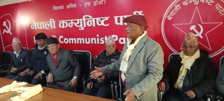 संविधानसभा सदस्य जयप्रकाश थारु एमाले परित्याग गरी नेकपामा प्रवेश