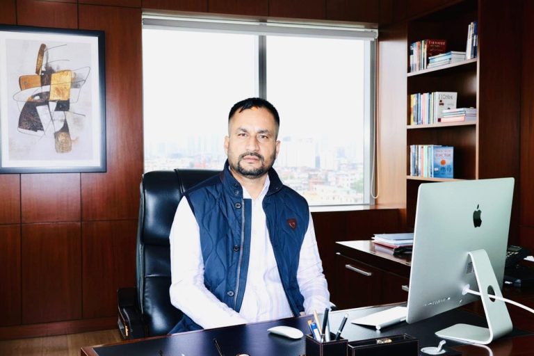 पर्सा क्षेत्र नं. ३ मा रुपेश पाण्डे सक्रिय: टिकट कसबाट ? अझै खुलासा छैन