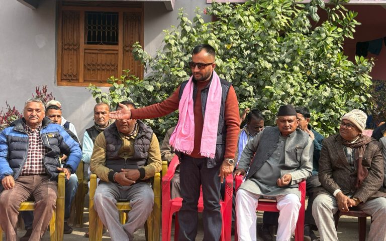पर्सा–३ काे पकहाँमैनपुरमा एमालेकाे भेला सम्पन्न, उम्मेदवार पाण्डेद्वारा विकास एजेन्डा प्रस्तुत