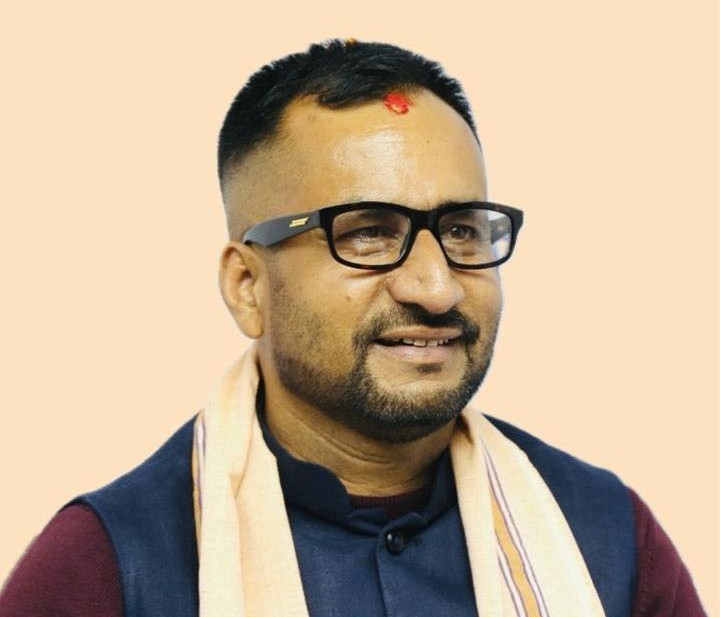 रुपेश पाण्डेयद्वारा रमेश रिजालको निर्णयको प्रशंसा, अन्य पुराना नेताले पनि अनुसरण गरुन्