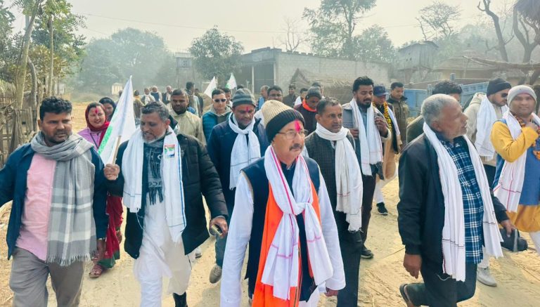 “युवाको साथमा अगाडि बढ्छौँ” – रमेश रिजालको जिराभावानी घरदैलोमा प्रतिबद्धता