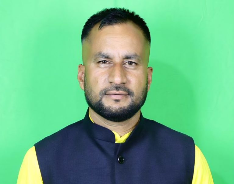 रोजगारीदेखि गरिबी निवारणसम्म: रुपेश पाण्डेयको चुनावी एजेन्डा