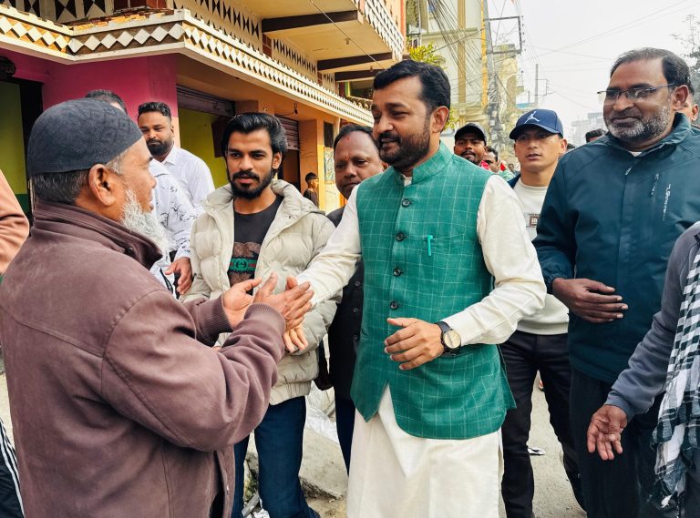 पर्सा–१ मा एमाले उम्मेदवार प्रदीप यादवको घरदैलो, विकास र सुशासनमा प्रतिबद्धता