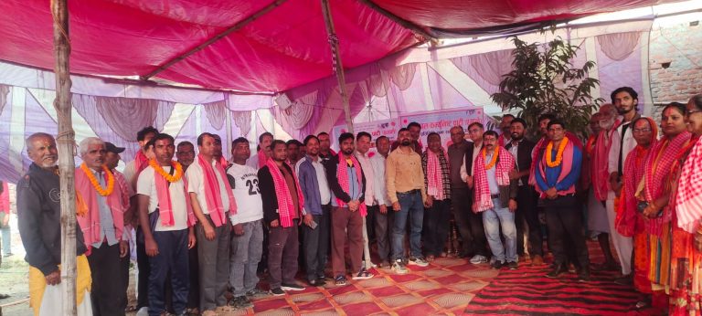 वीरगंज १० मा सय जना युवा एमाले प्रवेश, रिमा यादवलाई जिताउन गरे प्रतिबद्धता