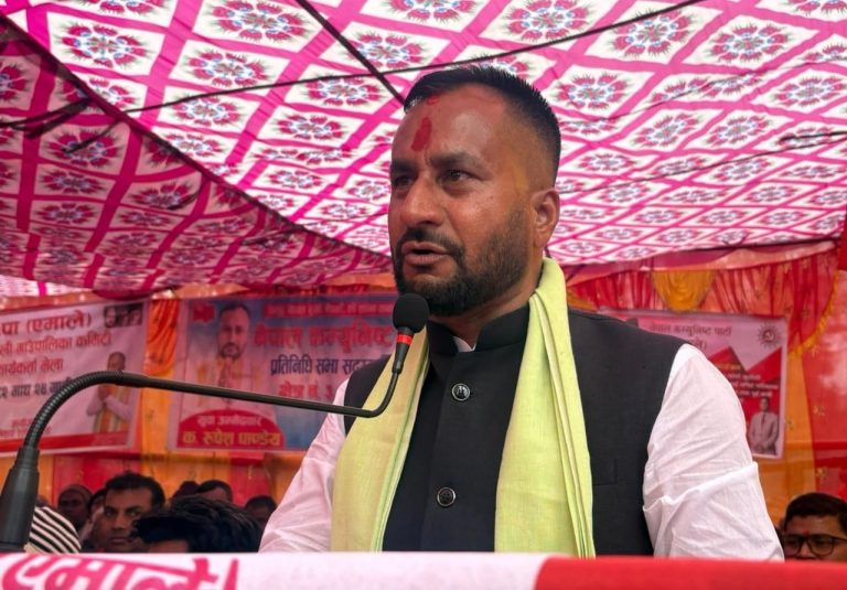 “उद्योग, कृषि र पूर्वाधारमा क्रान्ति ल्याएर पर्सा–३ लाई समृद्ध बनाउँछु” : रुपेश पाण्डेय