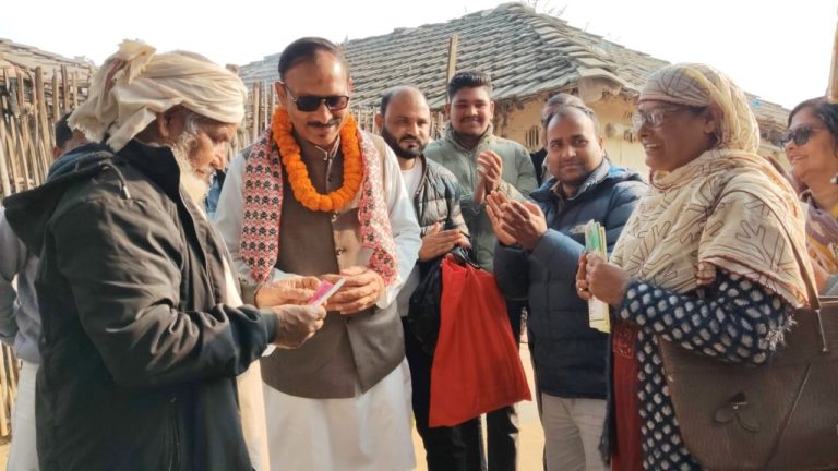बहुदरमाई–४ मा अशोक टेमानीको घरदैलो, ग्रामीण विकासमा जोड