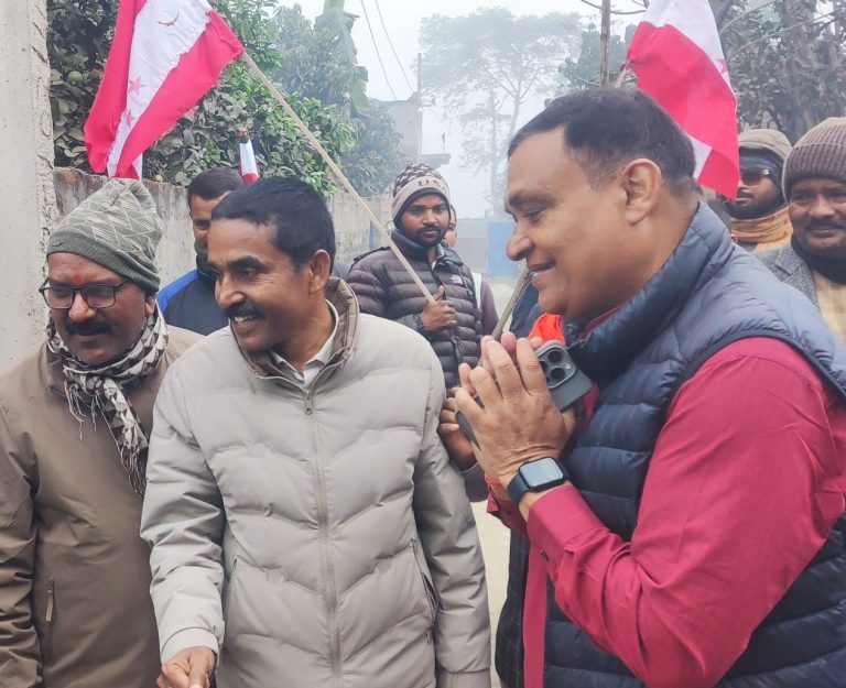 पर्सा–१ मा अनिल रुङ्टामाथि मतदाताका प्रश्न, जनविश्वासको परीक्षामा चुनावी अभियान