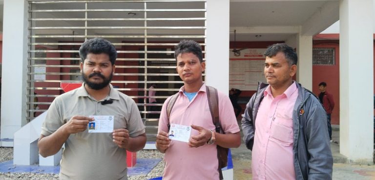 पर्सामा पनि आमाको नामले नागरिकता वितरण सुरु