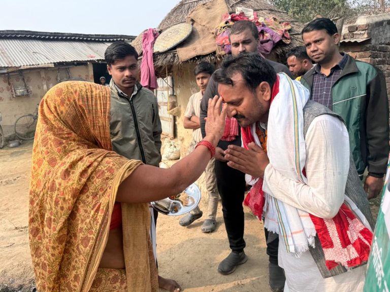 अपौनी र हरपतगन्जमा परागको घरदैलो, स्थानीयबाट उत्साहजनक स्वागत