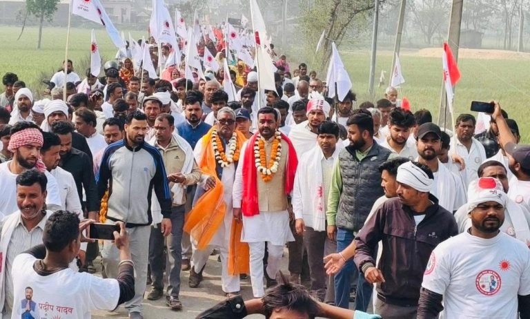 पर्सा–१ मा प्रदीप यादवको सक्रियता बढ्दो, विकास एजेन्डासहित घरदैलो तीव्र