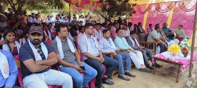गोल्डेन वाटिका विद्यालयद्वारा कक्षा १० का विद्यार्थीलाई विदाई