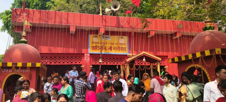 सहोदरा माई मन्दिरमा मेला सुरु, नेपाली दहित परिवारद्वारा पहिलो पूजा र बलि
