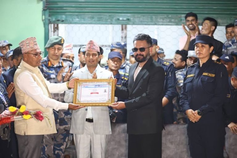 झापा–५ मा बालेन शाहको ऐतिहासिक जीत, केपी ओली ४९ हजारभन्दा बढी मतान्तरले पराजित