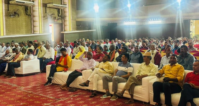 एमाले पर्साको बृहत् कार्यकर्ता भेला: न्यून उपस्थितिले पार्टीभित्र असन्तुष्टिकाे संकेत