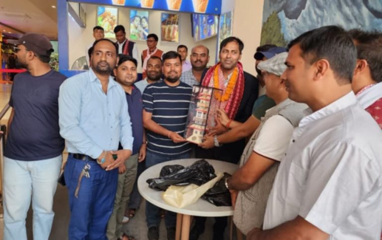 रास्वपा नेता तथा सांसद तापेश्वर यादव वीरगंजमा सम्मानित