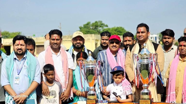वीरगंज १० मा चौथो वडा स्तरीय क्रिकेट प्रतियोगिता सुरु, सांसद कानुद्वारा उद्घाटन