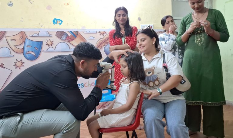 लिटिल बड्डी प्रिस्कुलमा निःशुल्क आँखा जाँच शिविर सम्पन्न